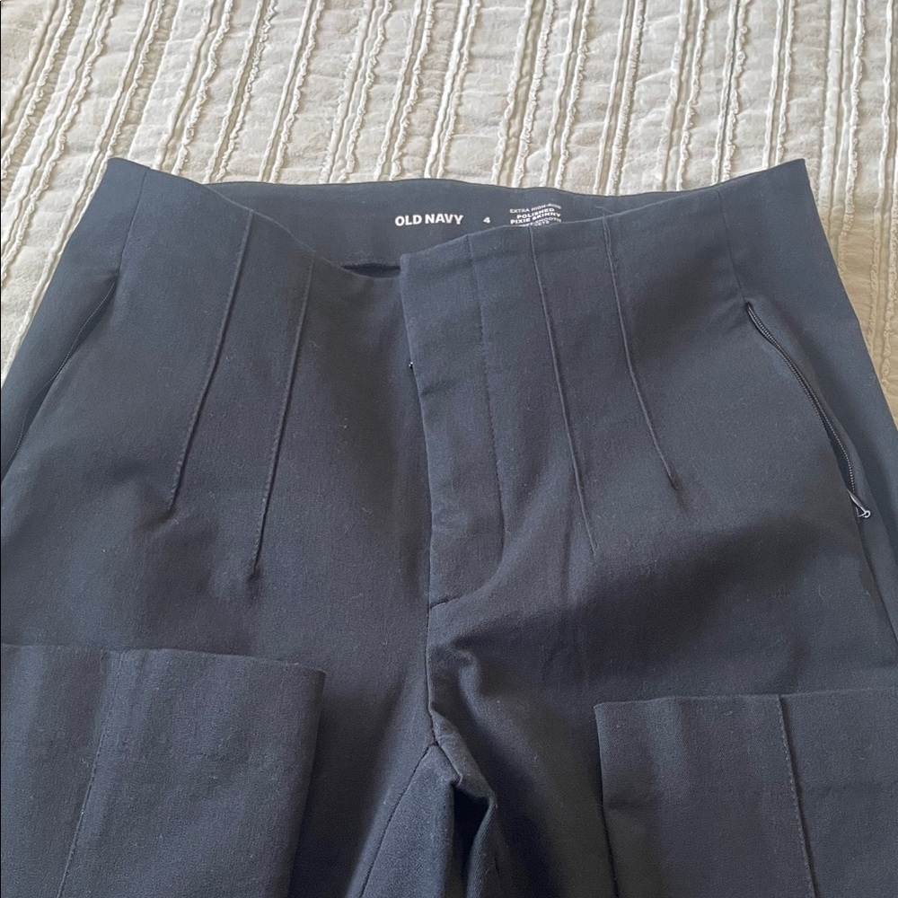 Old Navy Polished Pixie Skinny